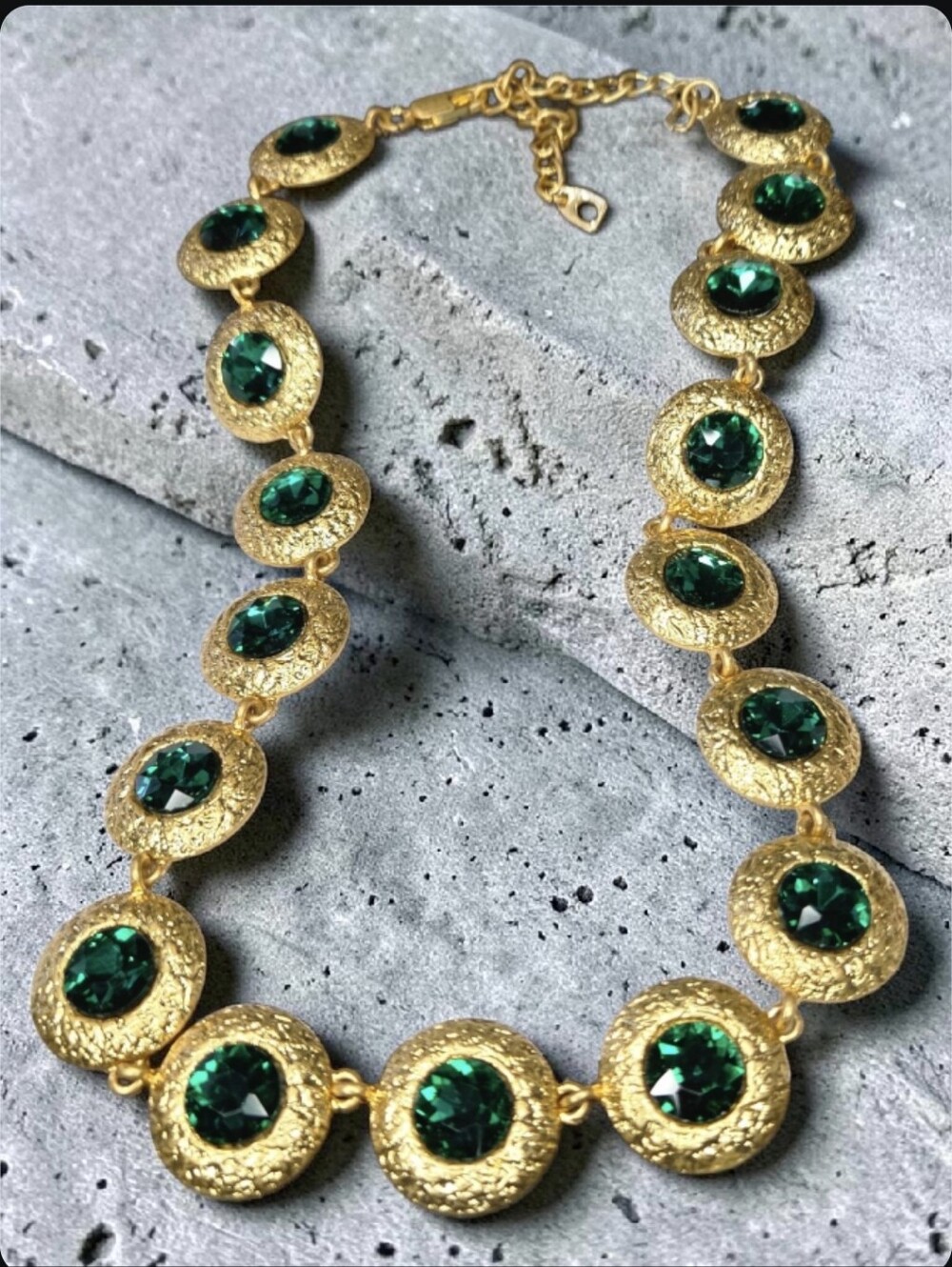 18k Gold Plated Hammered Sparkling Emerald Crystal Statement Necklace